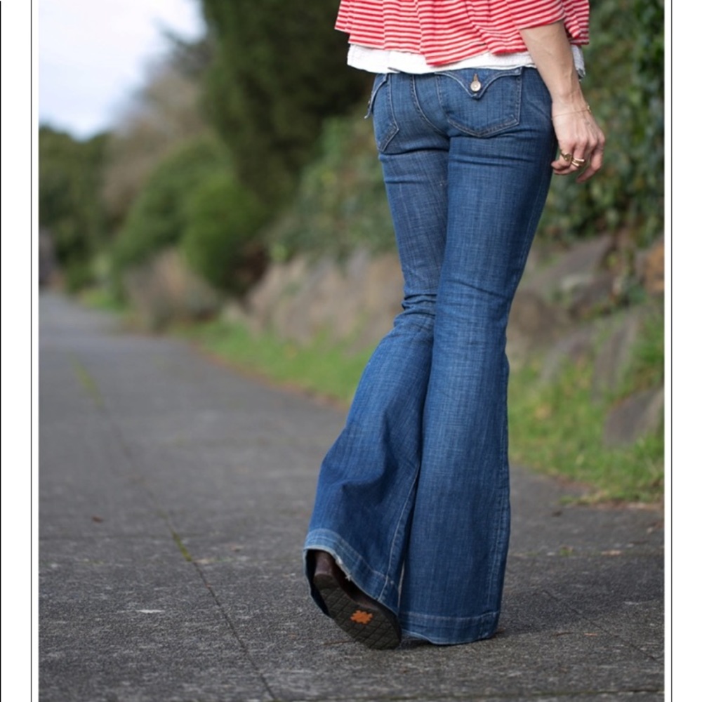 Hudson “ferris flare jeans” 27